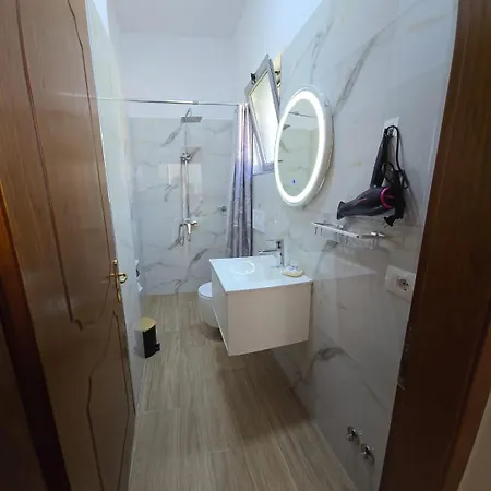 Meçani Casa de hóspedes 3*