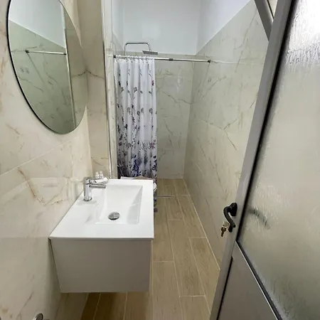 Casa de hóspedes Meçani Gjirokastër